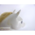 Fehér ló figura