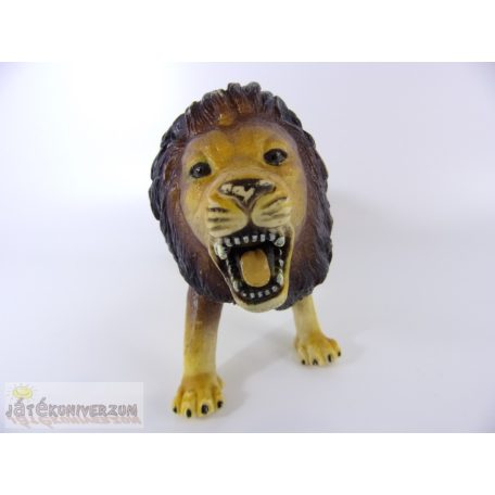 Nagy oroszlán figura
