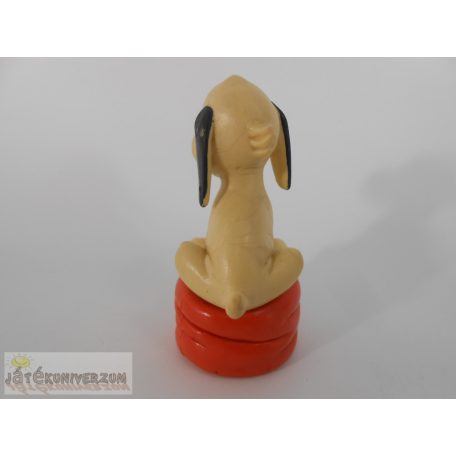 Wum kutya figura