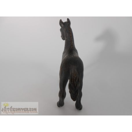 Schleich fríz csikó figura