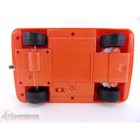 Peppa Pig malac elemes családi autó