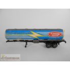 Purified Water Gives all beverages a refreshing taste felíratú tartálykocsi