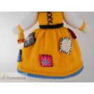 Kötött baba figura