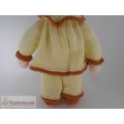 Kötött játékbaba