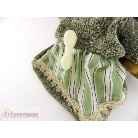 Felhúzható zenélő baba