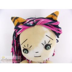 Textilből készített játékbaba