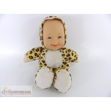 Párduc ruhás plüss játékbaba