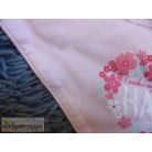 Rózsaszín virág mintás nyálkendő