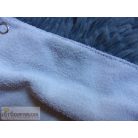 Sötétkék nyálkendő