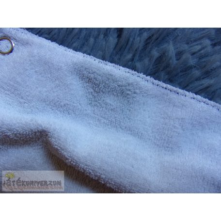 Sötétkék nyálkendő