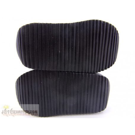 Játék cipő játékbabáknak