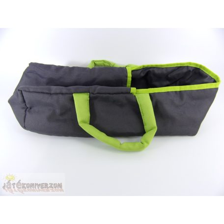 Játék babahordozó