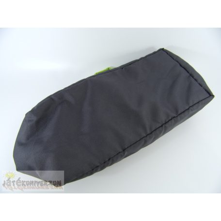 Játék babahordozó