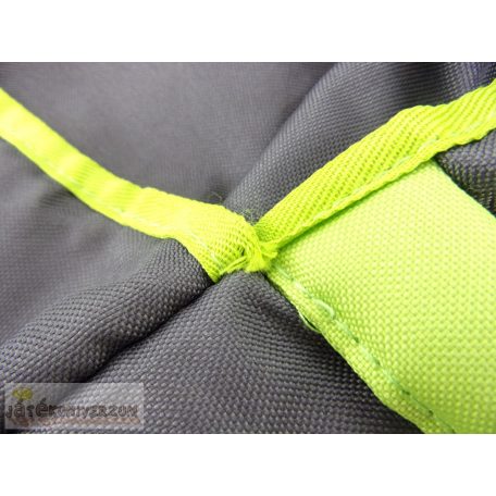 Játék babahordozó