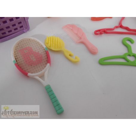  Kiegészítő csomag Barbie játékbabáknak