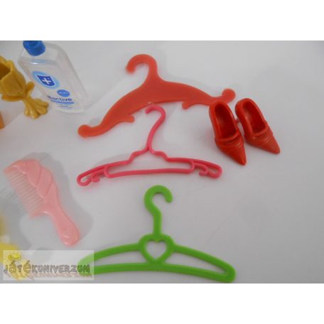  Kiegészítő csomag Barbie játékbabáknak