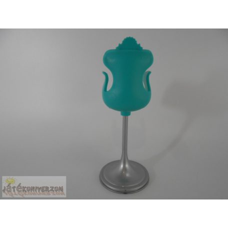 Barbie szék játékbabáknak