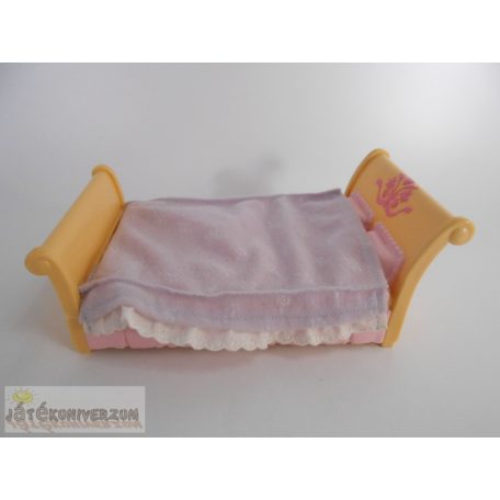 Fisher Price Loving Family játék babaágy