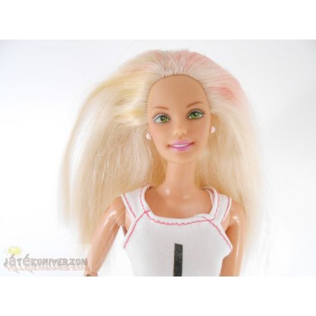  Mattel Barbie játékbaba