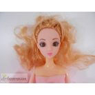 Hercegnő játékbaba