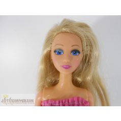 Jelőletlen márka nélküli játékbaba