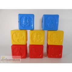   Chemoplast dombornyomott állatfigurás retro műanyag építőkockák