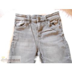   Next Loose szürke színű farmernadrág 4 éveseknek (104cm)