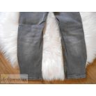 Next Loose szürke színű farmernadrág 4 éveseknek (104cm)