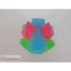 Csörgős labdaszerű kutyajáték