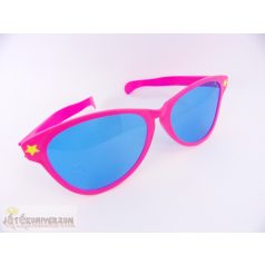 Óriás játék szeműveg