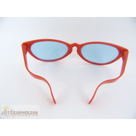 Óriás játék szeműveg