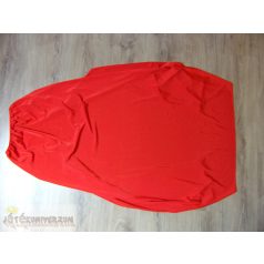 Piros színű palást köpeny