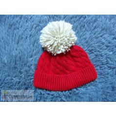 Next pomponos téli sapka 0-1 hónaposoknak