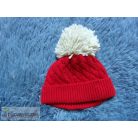 Next pomponos téli sapka 0-1 hónaposoknak