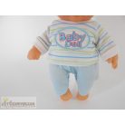 Kicsi méretű játékbaba