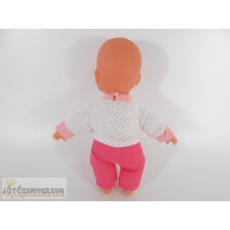 Kicsi méretű játékbaba