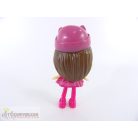 Kicsi méretű játékbaba figura