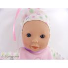 KS kis méretű játékbaba