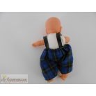 Kicsi méretű játékbaba