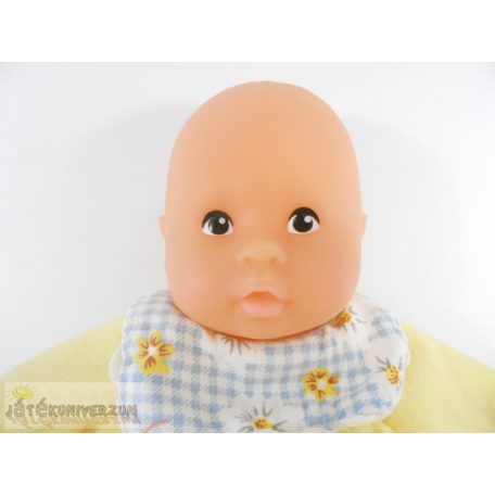 Kicsi méretű játékbaba