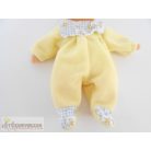 Kicsi méretű játékbaba