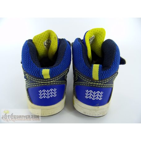 Geox világítós cipő 25 méretben