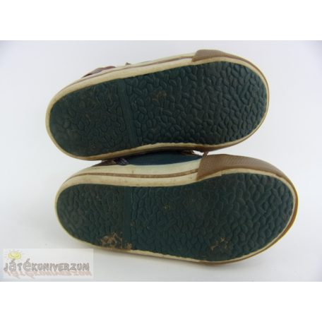 Next magasszárú cipő 22-es méretben (UK5)