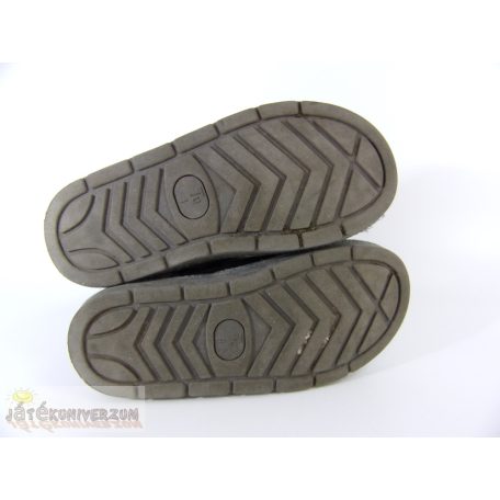 Tu csizma 33 méretben (UK1)