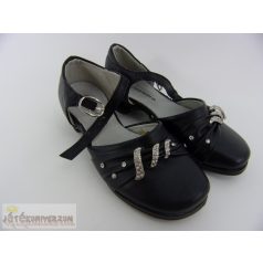 Alkalmi cipő 26-os méretben