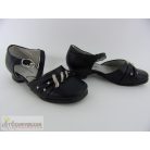 Alkalmi cipő 26-os méretben