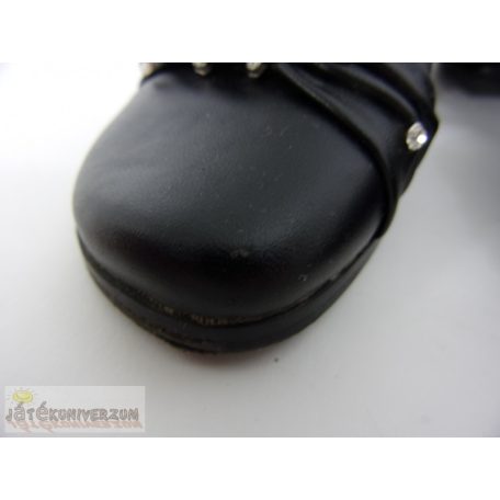 Alkalmi cipő 26-os méretben