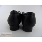 Alkalmi cipő 26-os méretben