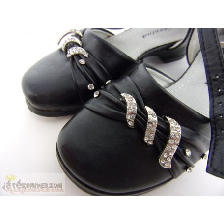 Alkalmi cipő 26-os méretben