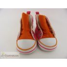 Baba cipő 19-es méretben